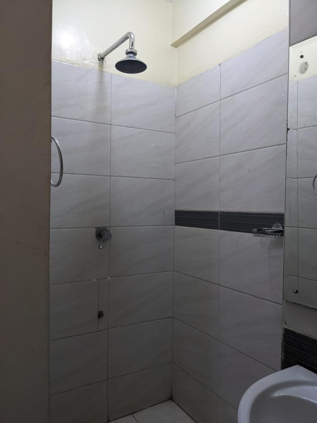 Epitome Times Hotel Найроби Екстериор снимка