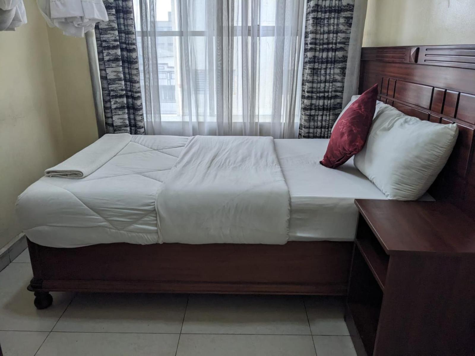 Epitome Times Hotel Найроби Екстериор снимка