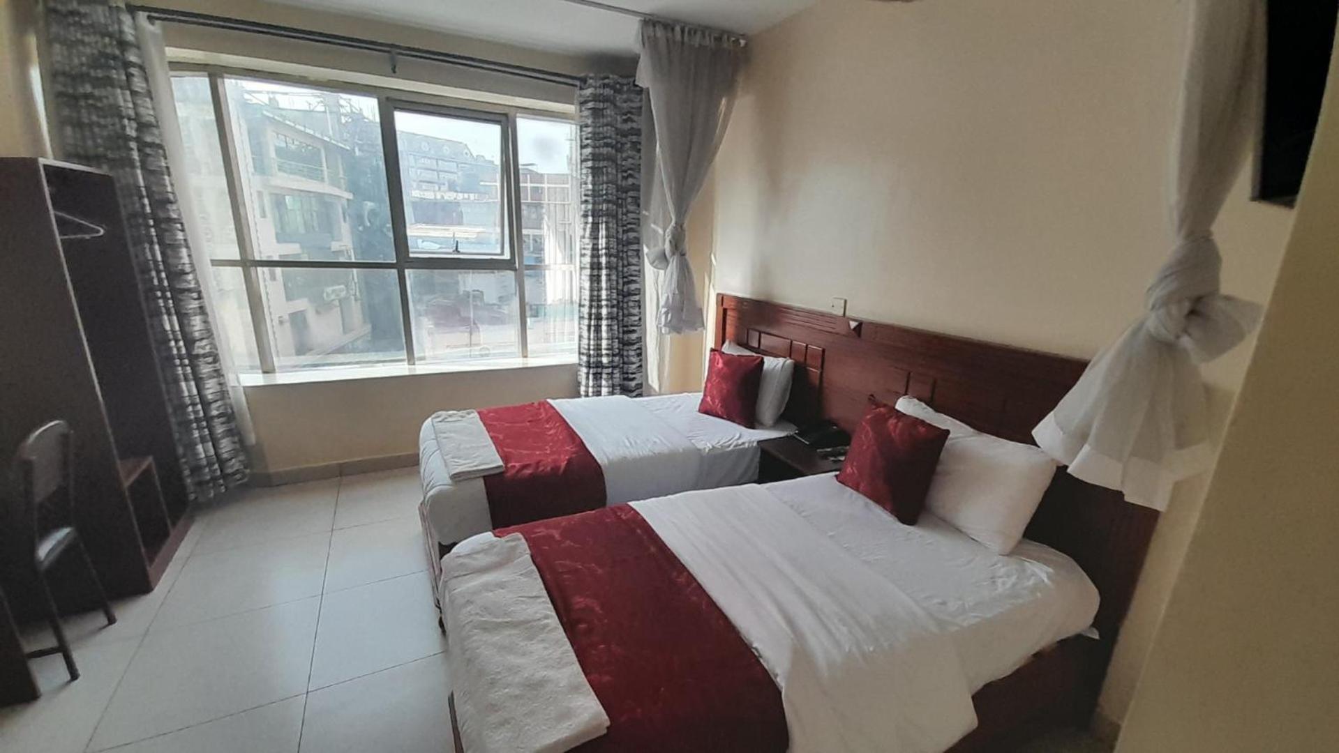 Epitome Times Hotel Найроби Екстериор снимка